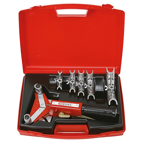 Werkzeugkoffer mit Werkzeug zum Verarbeiten von Bremsleitungen. Roter Koffer, silbernes Werkzeug, schwarzer Griff, KS TOOLS Schriftzug.